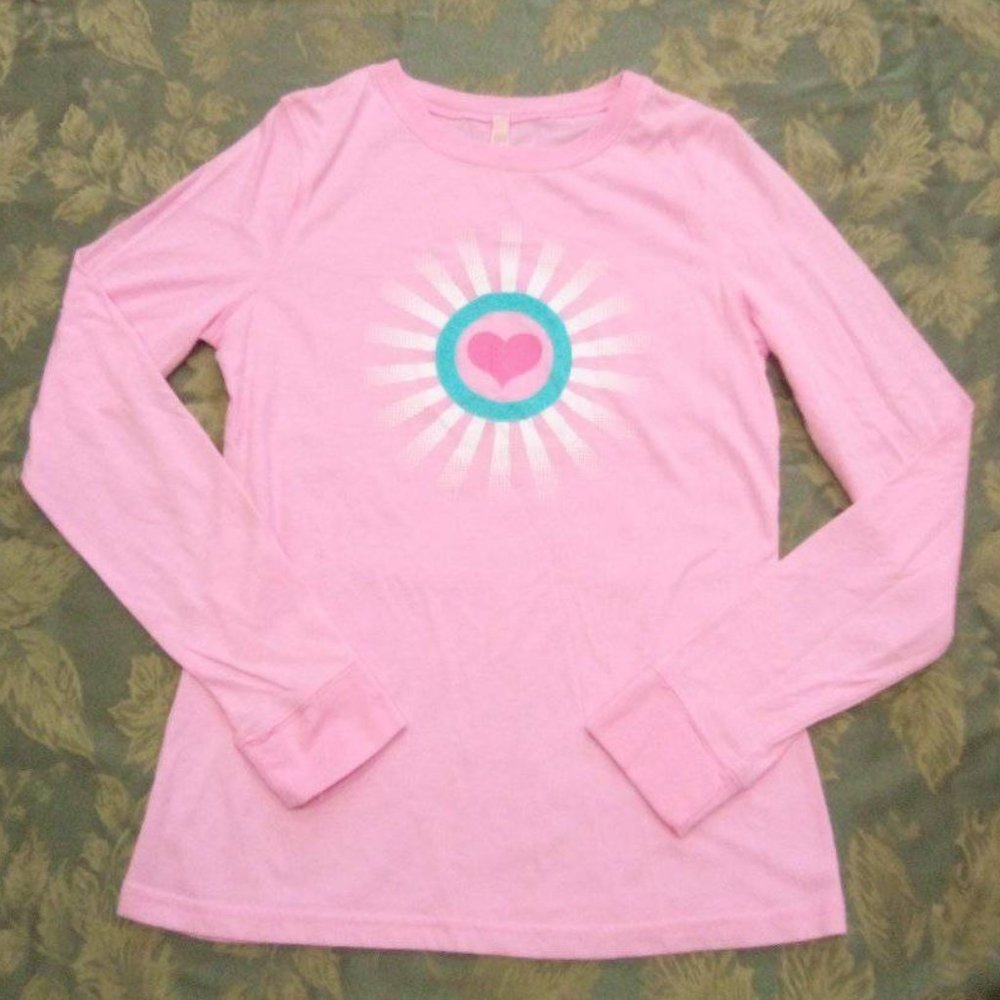 NWOT- Personal Identity Top with Heart Design